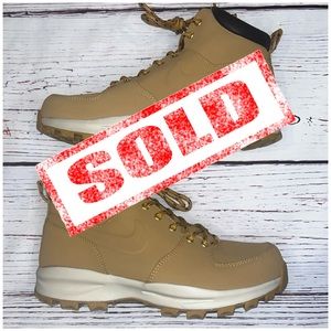 New•Nike•Manoa Leather• Boots•Sz.10 W/Box